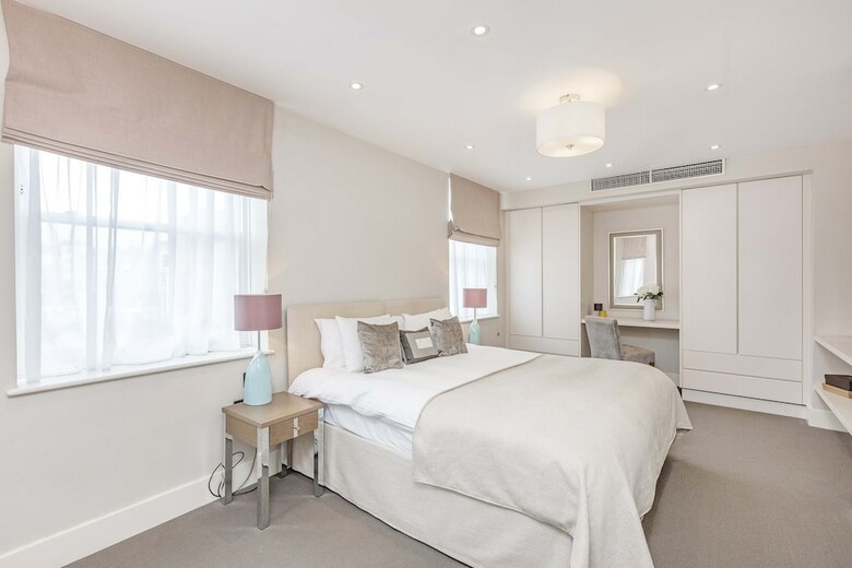 Hotel Ashburn Court