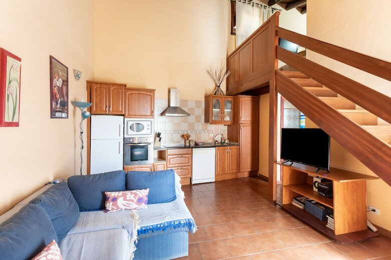 Homelike Charming Rustic House El Pinar