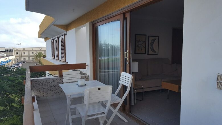 Vcv Apartamento Las Rocas Beach