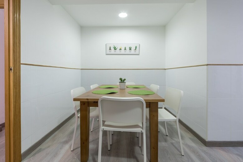 Apartamentos Piso Carolina
