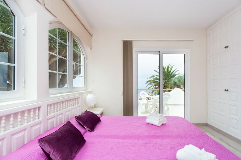 Cosy Apartment With Views