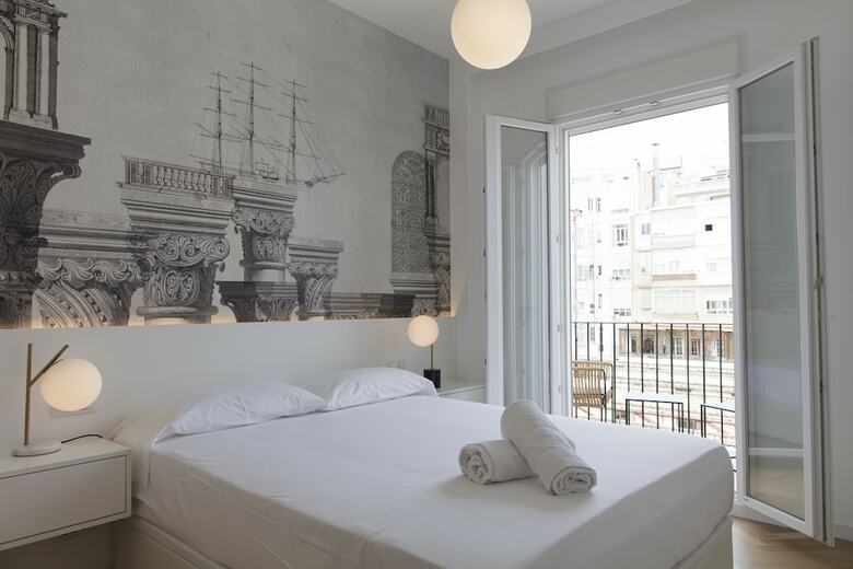 Apartamentos Chic & Central In Lively But Quiet Area