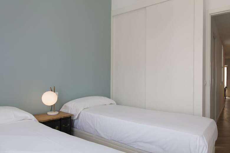 Apartamentos Chic & Central In Lively But Quiet Area