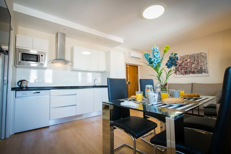Apartamentos Holidays2malaga Historic Center