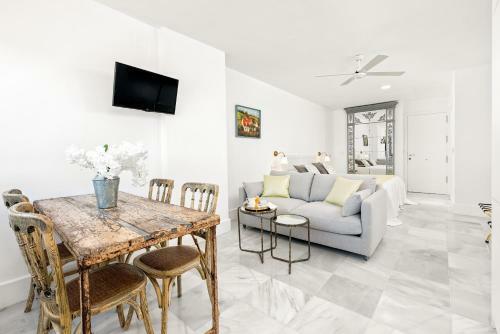 Apartamentos Iloftmalaga Miramar