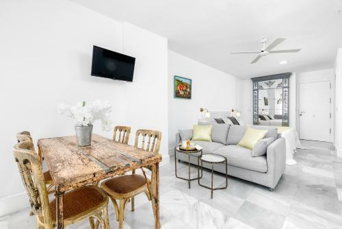 Apartamentos Iloftmalaga Miramar