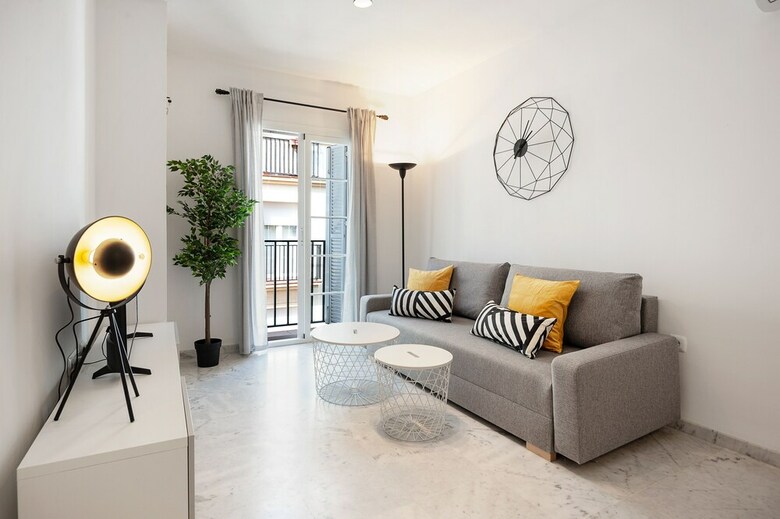 Alluring Apartment In Malaga Downtown