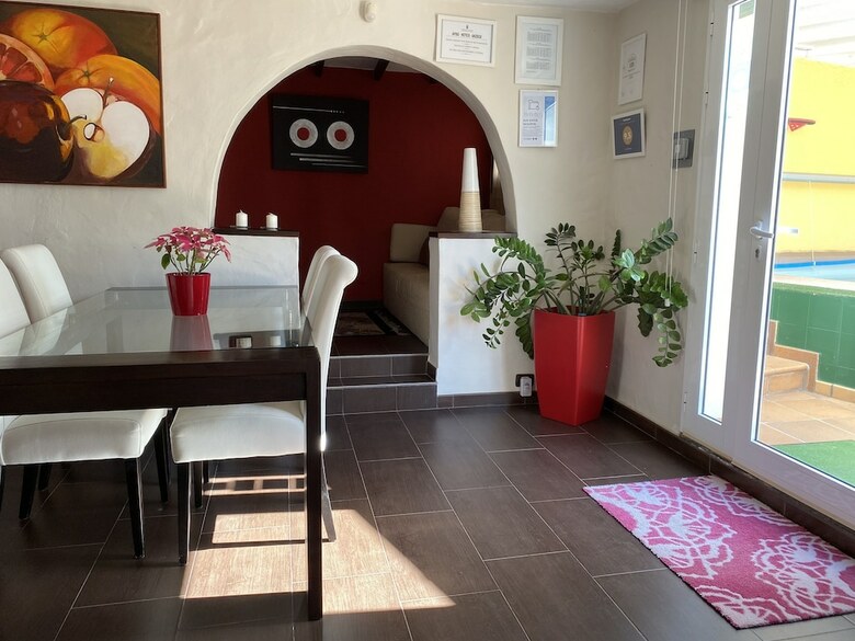 Apartamentos Los Veroles