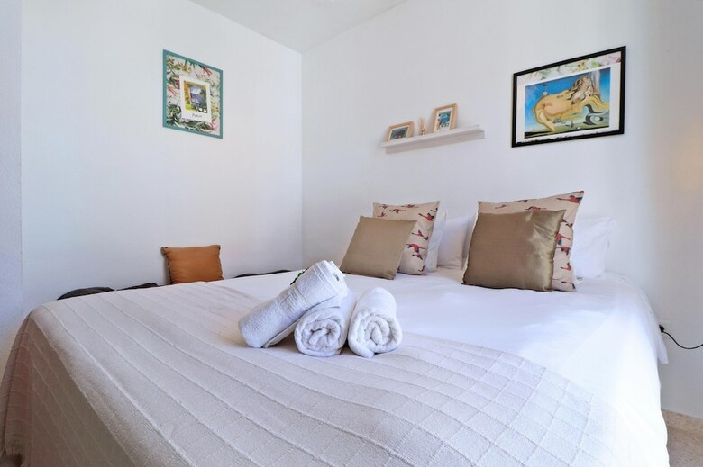 Apartamentos Del Parque Flats Victoria Trini