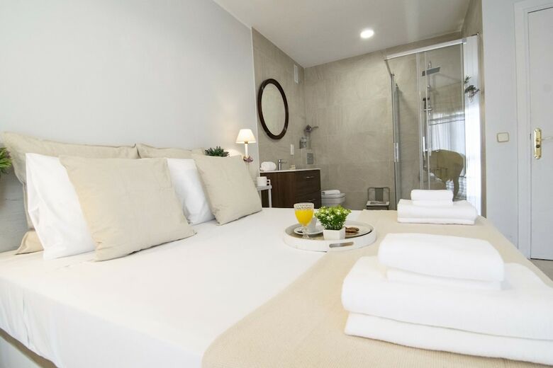Apartamentos Letmalaga Entremares