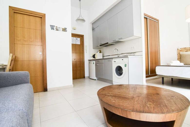 Apartamentos Letmalaga Barcelo