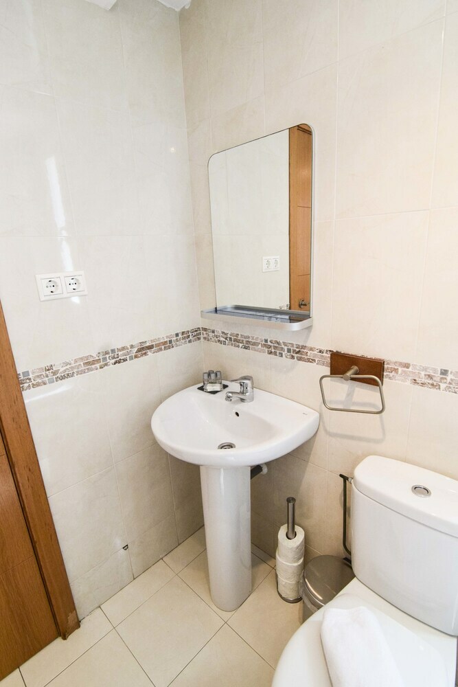 Apartamentos Letmalaga Barcelo