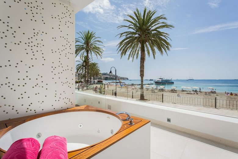 Hotel One Ibiza Suites