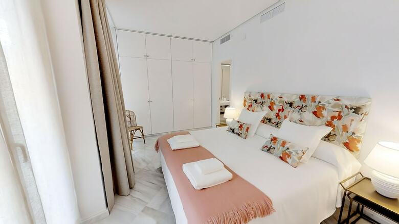 Apartamentos Sevilla Luxury Rentals - Catedral