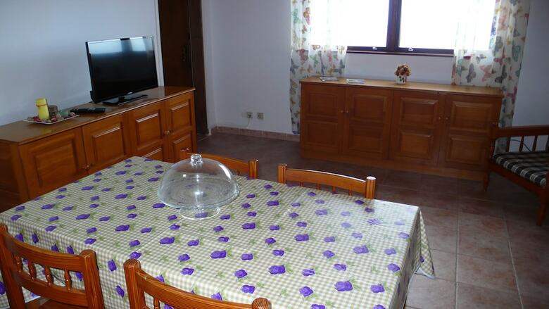 Apartamentos Montebre�a