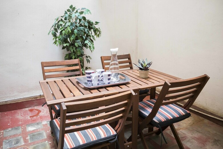 Apartamentos Bolseria Street