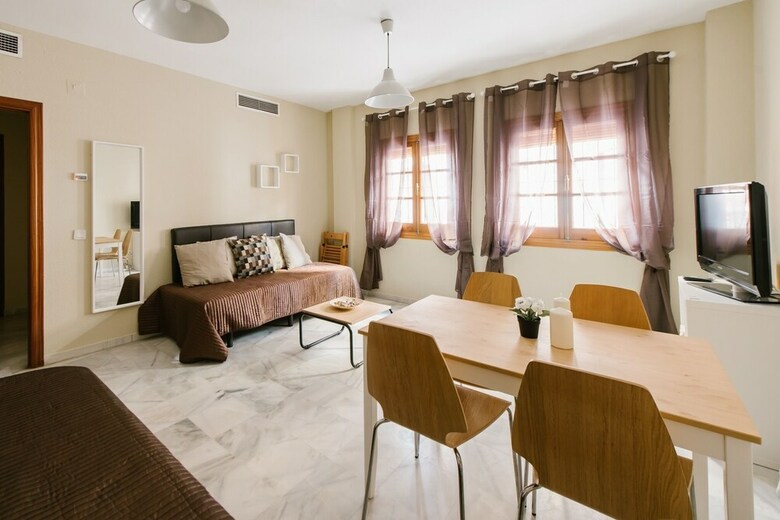 Sevilla Apartments Leonor Ba