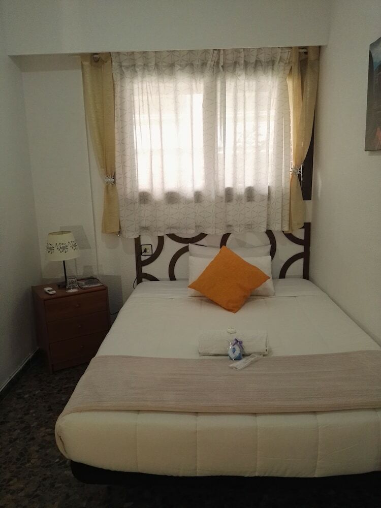 Apartamentos Iberia Lodging House