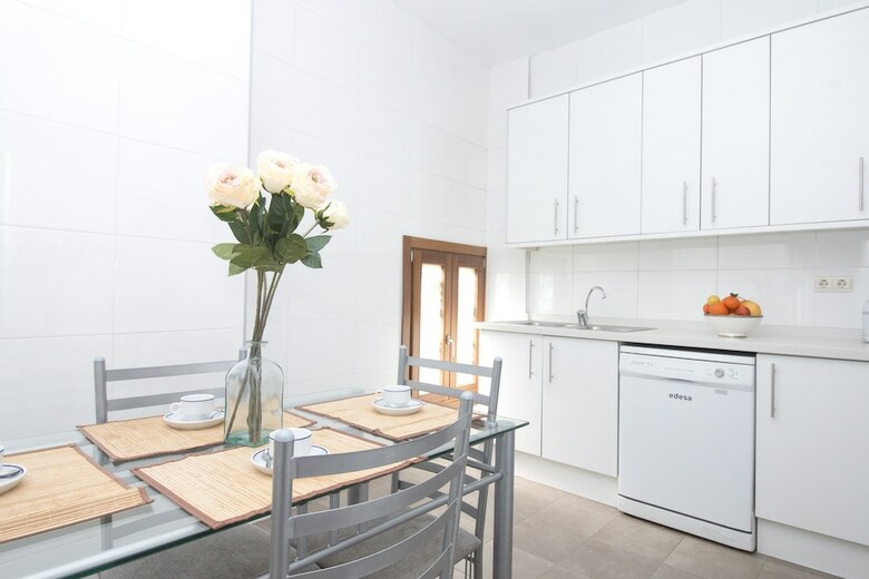 Trinitarios Apartment