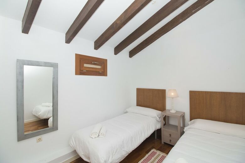 Trinitarios Apartment
