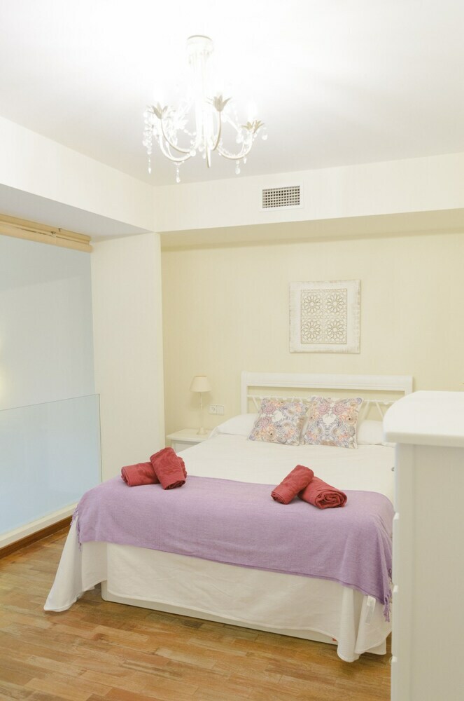 Apartamentos Espectacular Duplex Altos de Santa Ana