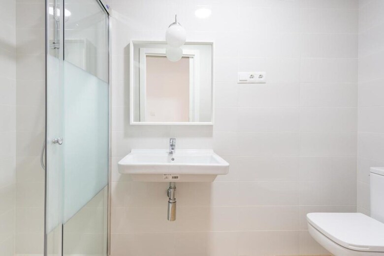107386 - Apartment In Malaga