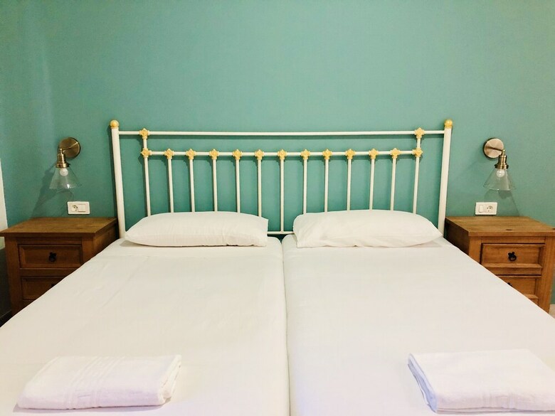Apartamentos Frontera