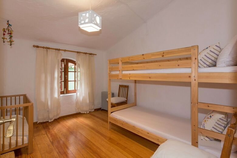 Apartamentos Casa Vacacional Con Piscina En Caideros