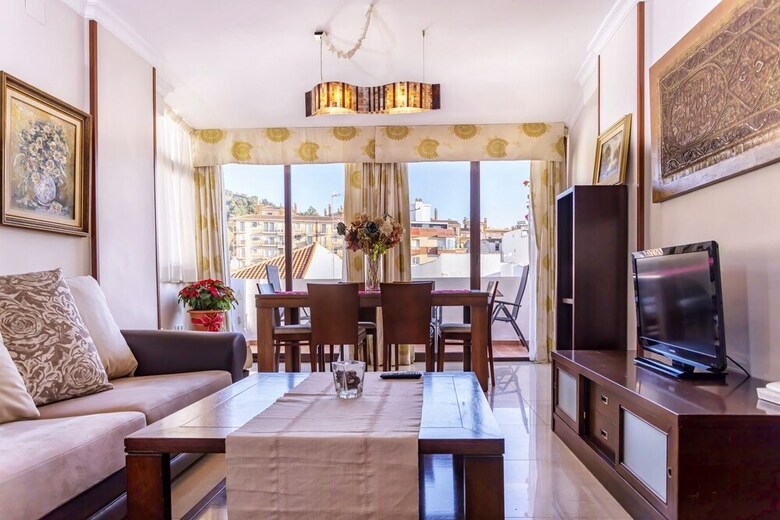 Apartamentos Junto A La Casa Natal de Picasso.