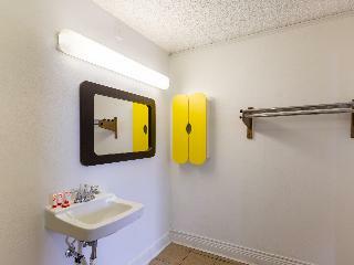 Hotel Baton Rouge - Mead Rd