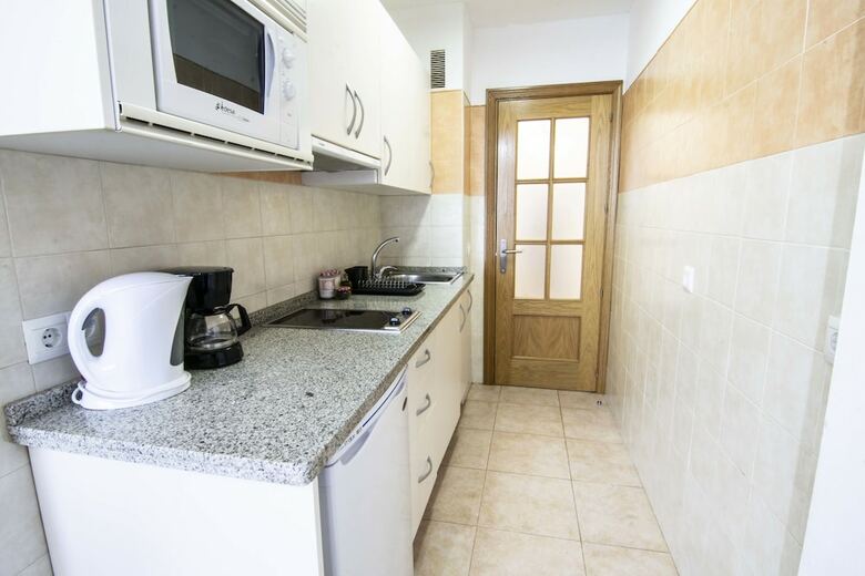 Apartamentos Letmalaga Merced Market