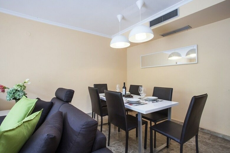 Apartamentos Singularstays Candela III