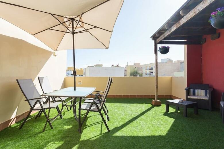 Apartamentos Villa Blanca Complet House