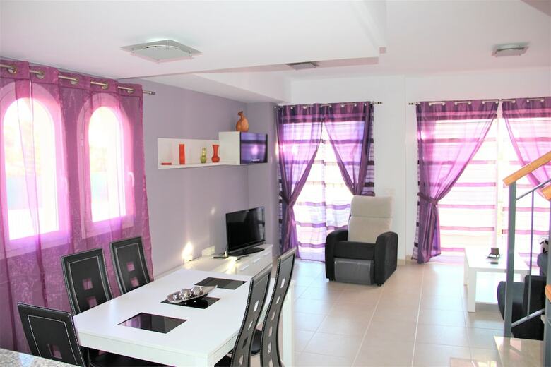 Apartamentos Montesol 76