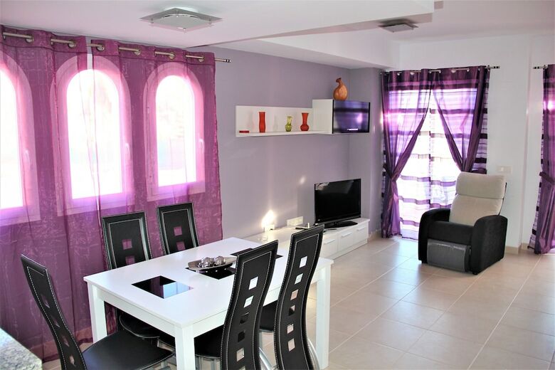 Apartamentos Montesol 76