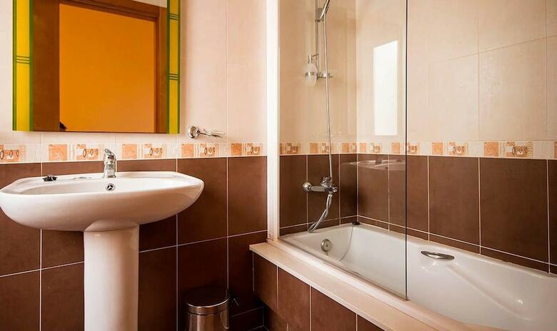 Apartment In Dumbr�a, A Coru�a 102115 By Mo Rentals