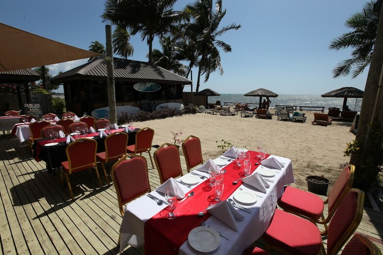 Smugglers Cove Beach Resort And Hotel