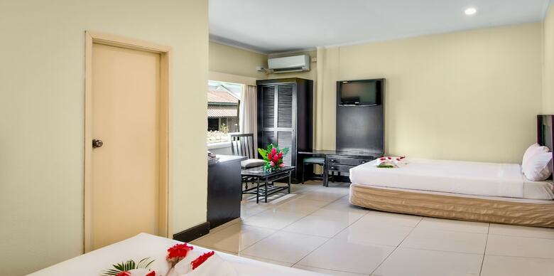 Tanoa Skylodge Hotel