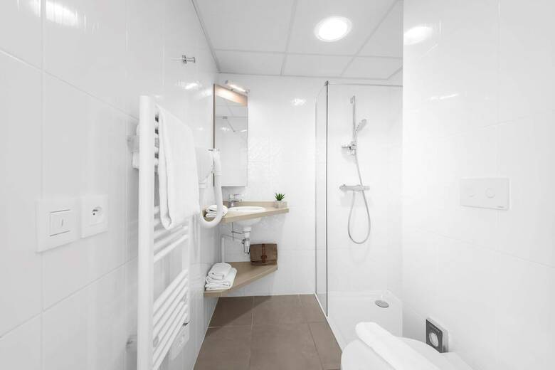 Hotel Kyriad Lyon Est - Stadium - Eurexpo