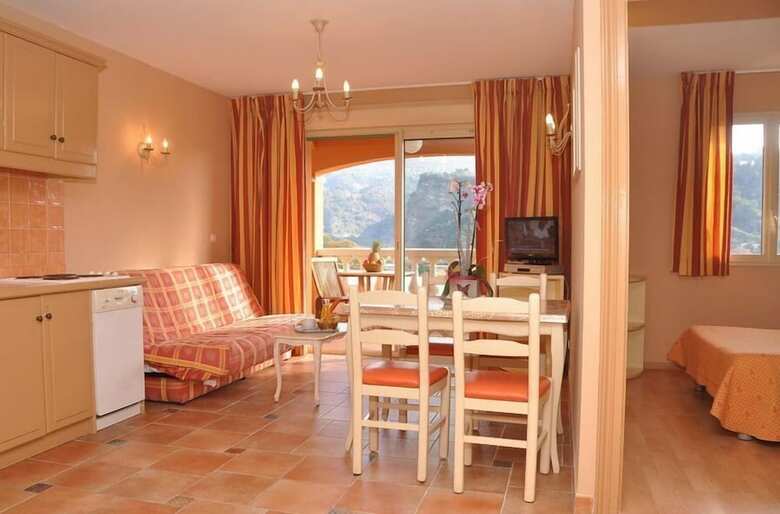 Residencia Lou Castelet