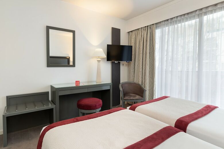 Hotel Charlemagne