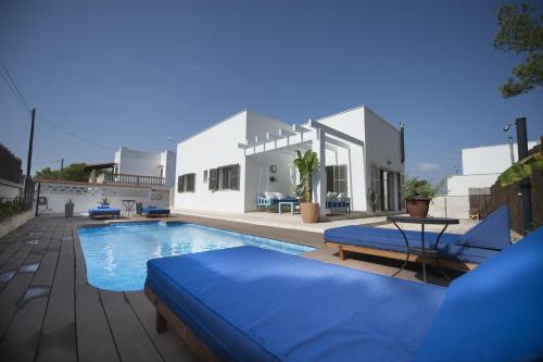Holiday Home Cala Llombards