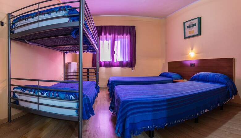 Hostal Urgell