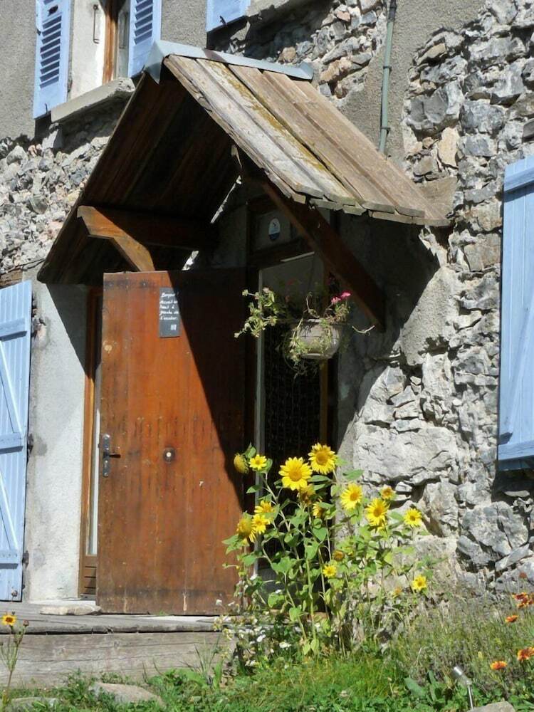 Gite D'etape De Meolans