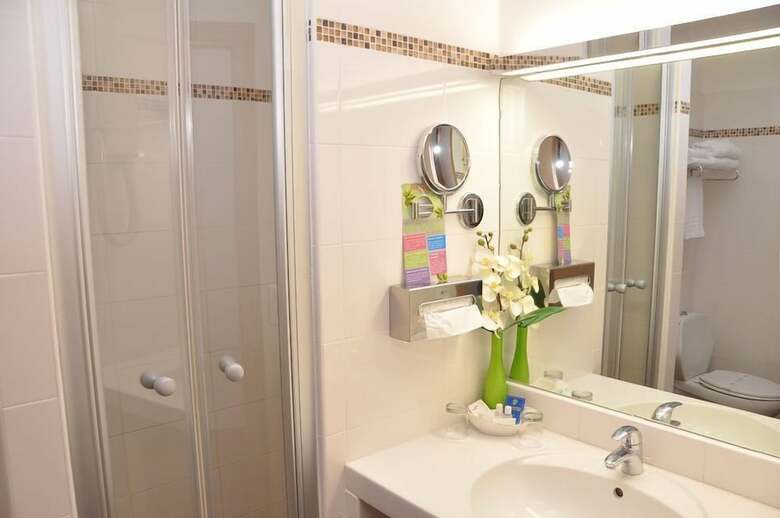 Hotel Promotel Carros