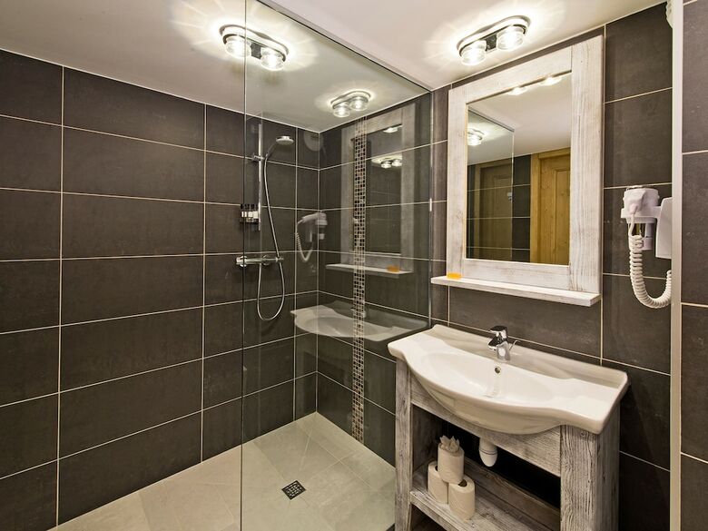 Chalet Hotel Aiguille Perc�e