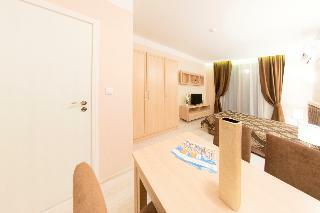 Hotel Harmony Suites Grand Resort 11&12