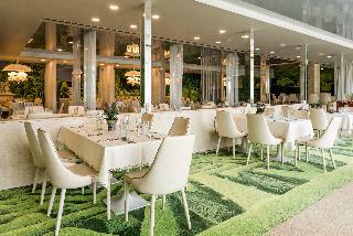 Park Hotel Raya Garden