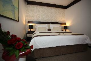 Malak Regency Hotel