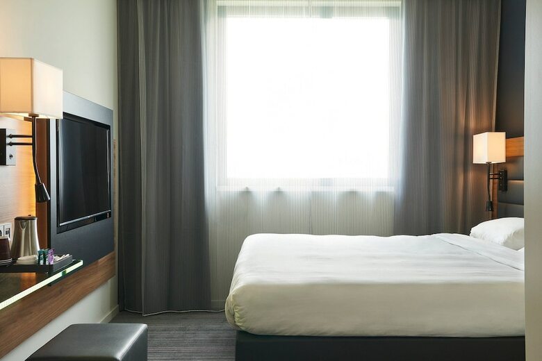 Hotel Moxy Aberdeen Airport